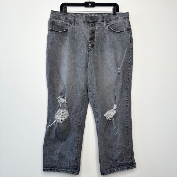 Universal Thread Denim - UNIVERSAL THREAD Grey Button Front Vintage
Straight Leg Denim Jeans Size 16